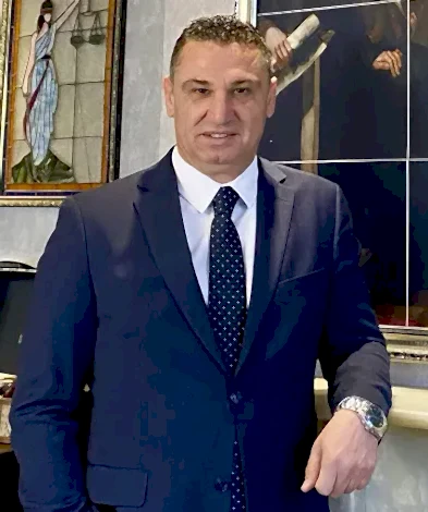 Yavuz Hukuk Bürosu Kurucusu Av. Erhan YAVUZ